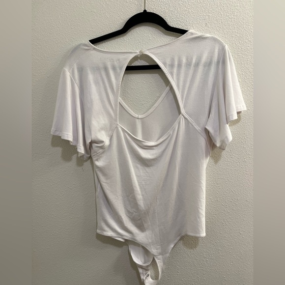 NWT Abercrombie & Fitch White Soft Drapey Bodysuit XL - Picture 4 of 4